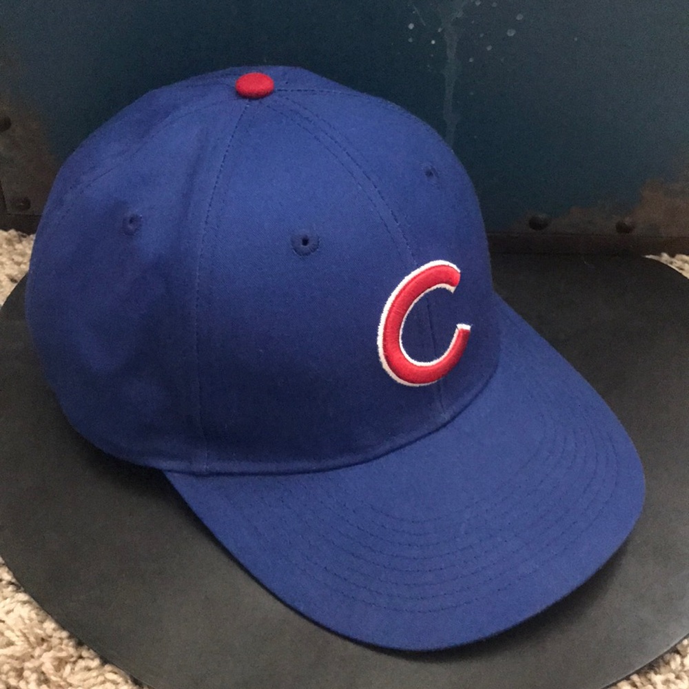 Vintage Chicago Cubs Velcro strap hat